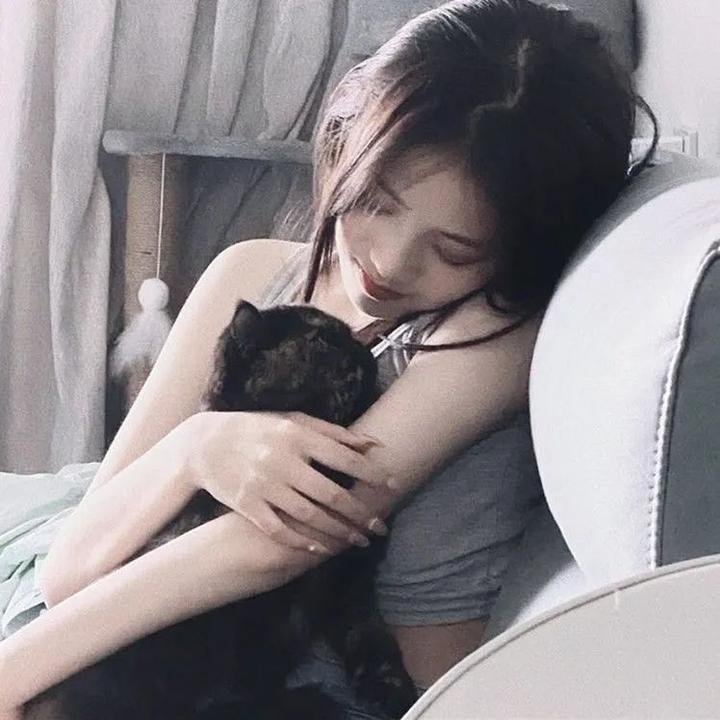 不装了,我比英雄还强